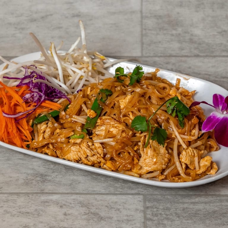 Authentic Thai Flavors and Favorites