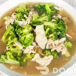 Phad Rard Na (Sen Yai Rard Na)