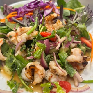 Grilled Shrimp Salad